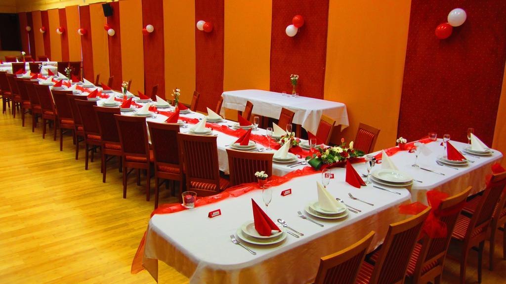 Hotel TTC Vrchlabí Extérieur photo